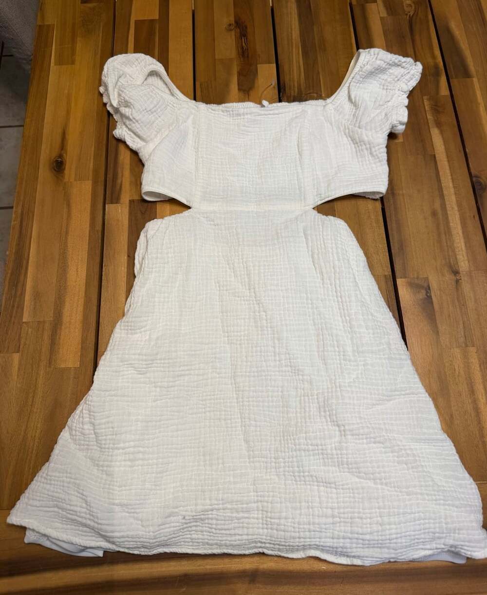 Le Lis Cutout Dress Size S White